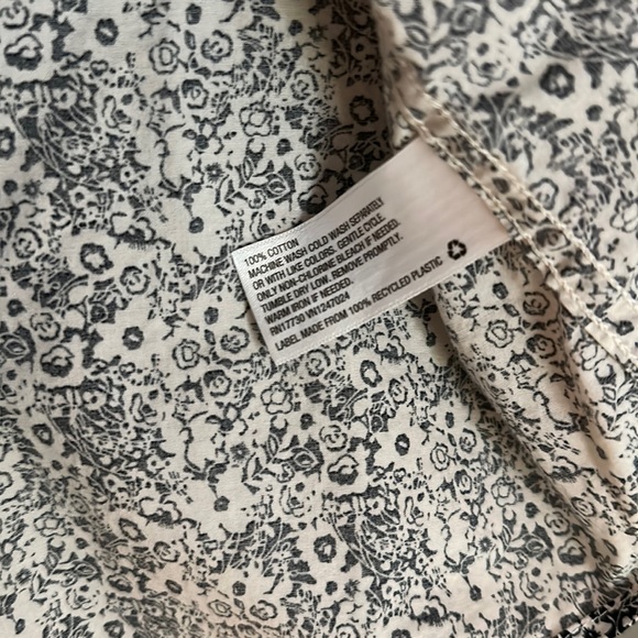 Men’s Large Goodfellow & Co Short Sleeve Button Down - Picture 4 of 5